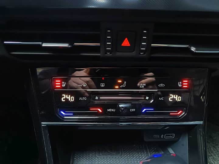 Фото 9 - Volkswagen Passat