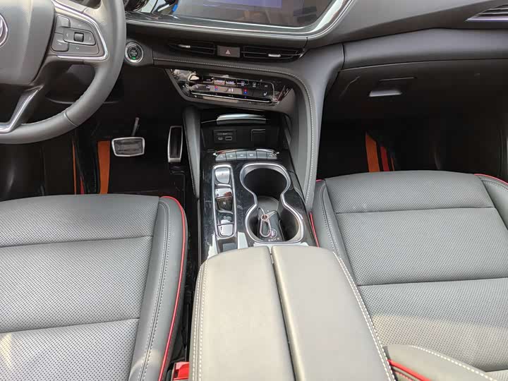 Фото 8 - Buick Envision Plus