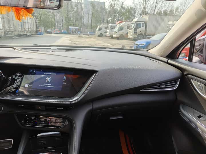 Фото 9 - Buick Envision Plus