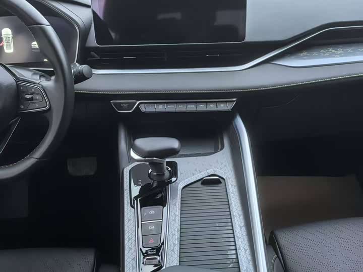 Фото 7 - Geely Preface