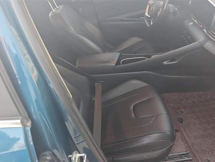 Фото 8 - Hyundai Elantra N line