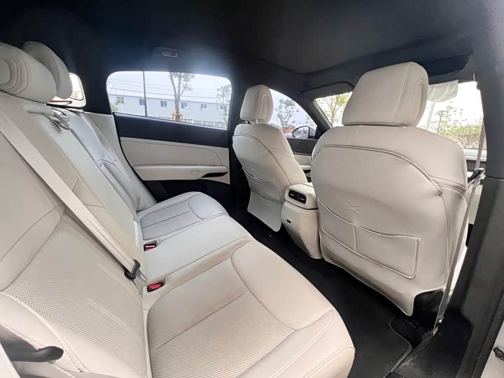 Фото 8 - XPeng G6