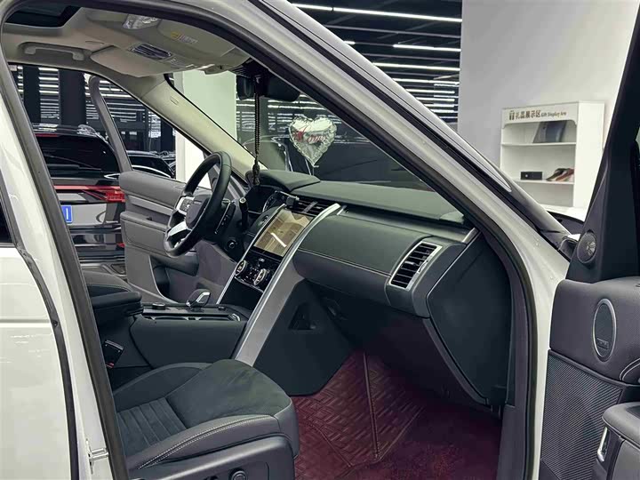 Фото 8 - Land Rover Discovery