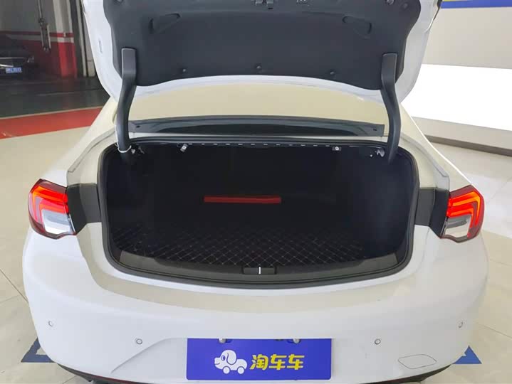 Фото 4 - Buick Regal