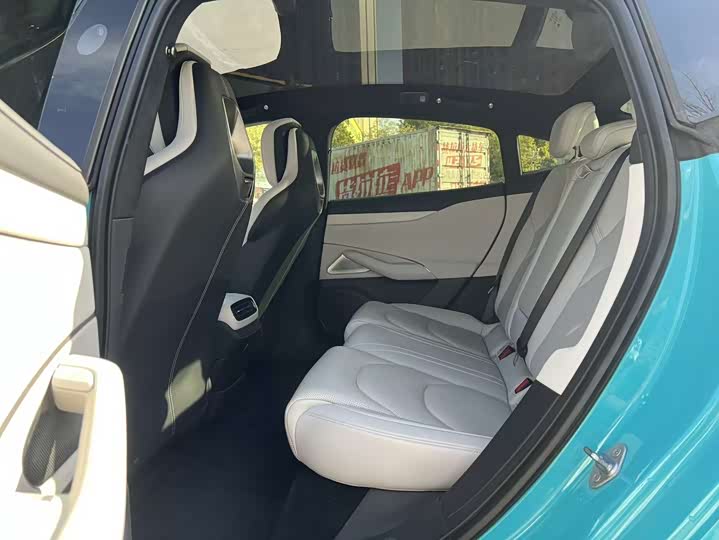 Фото 5 - Xiaomi SU7