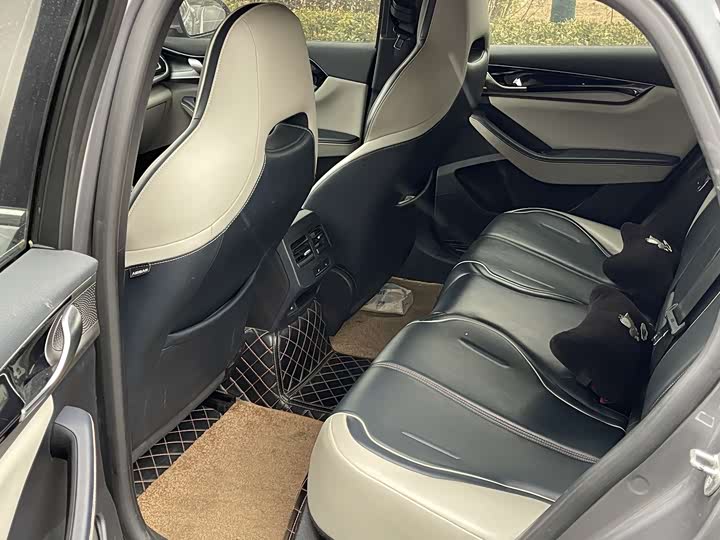 Фото 8 - BYD Qin Plus