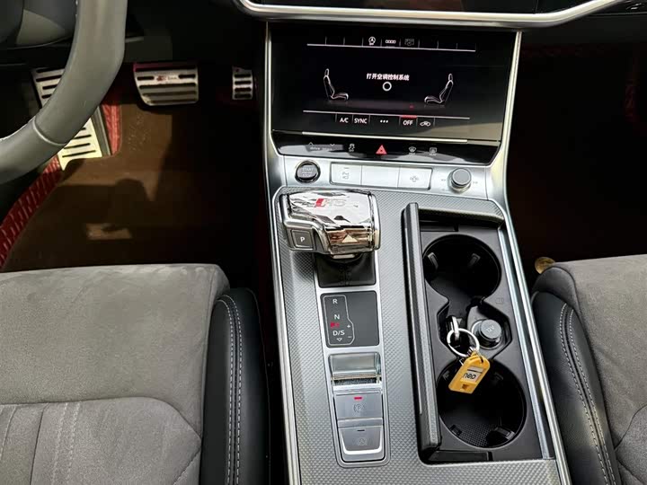 Фото 8 - Audi A6L