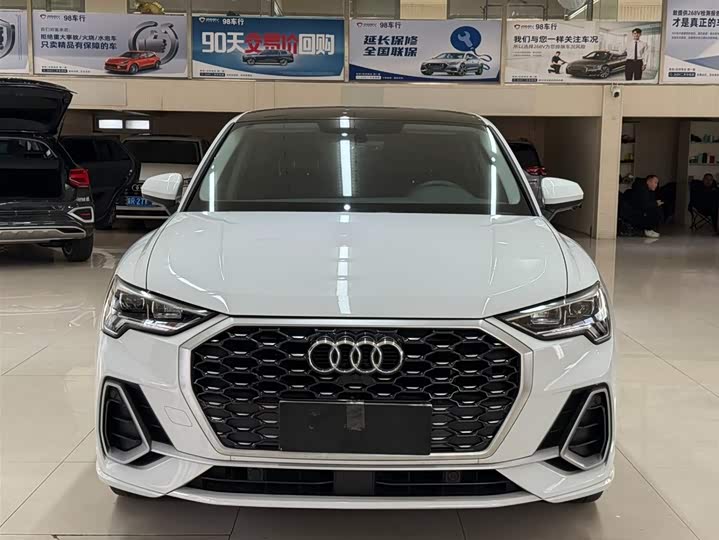 Фото 2 - Audi Q3 Sportback