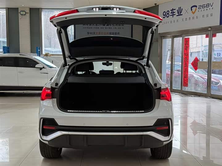 Фото 5 - Audi Q3 Sportback