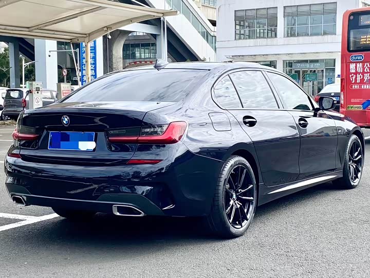 Фото 9 - BMW 3 Series