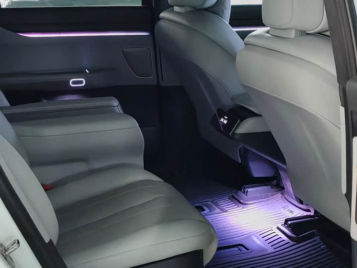 Фото 8 - Nio ES8