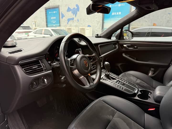 Фото 8 - Porsche Macan