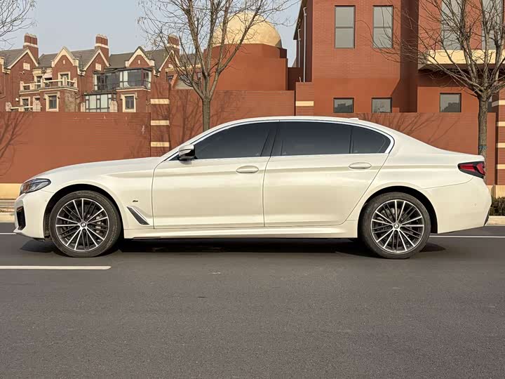 Фото 4 - BMW 5 Series