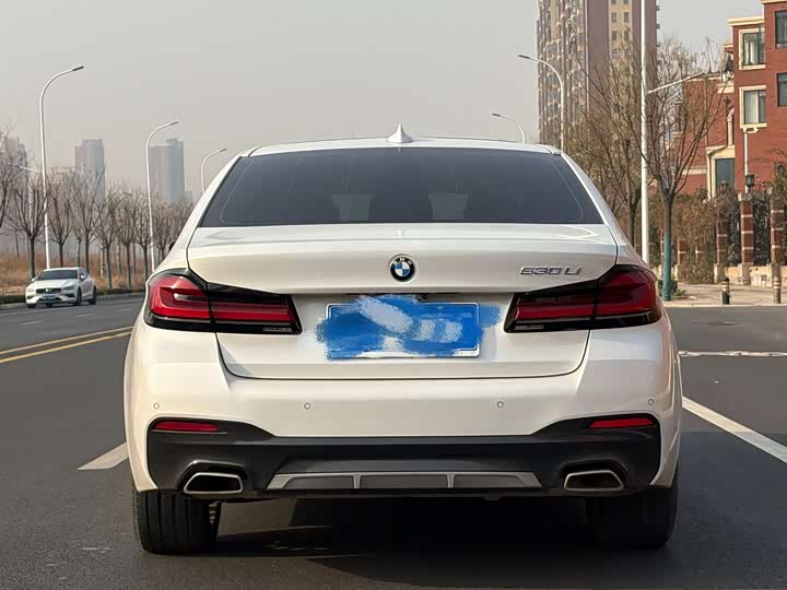 Фото 9 - BMW 5 Series