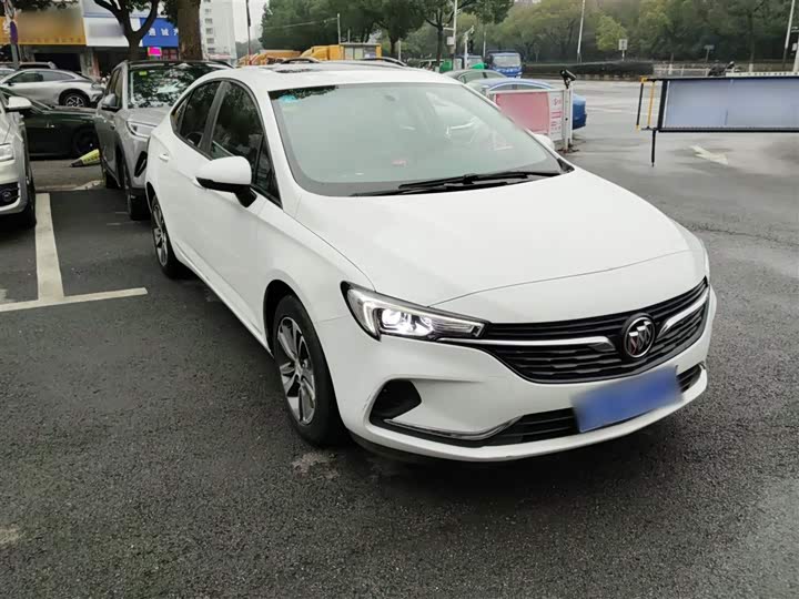 Фото 4 - Buick Verano