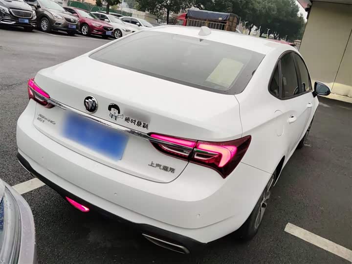 Фото 7 - Buick Verano