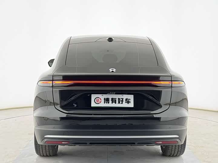 Фото 8 - Nio EC6