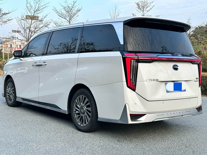 Фото 6 - GAC Trumpchi M8