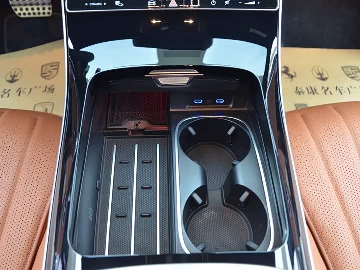 Фото 9 - Mercedes-Benz S-Class