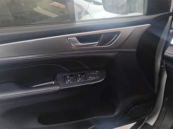 Фото 7 - Haval M6