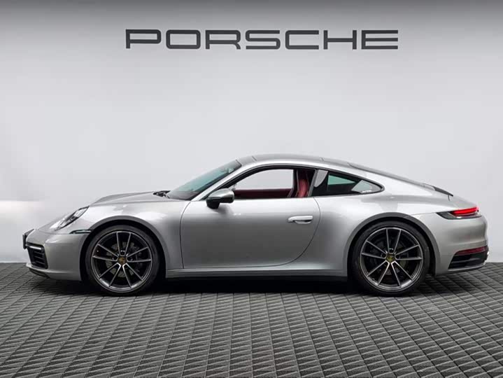 Фото 4 - Porsche 911