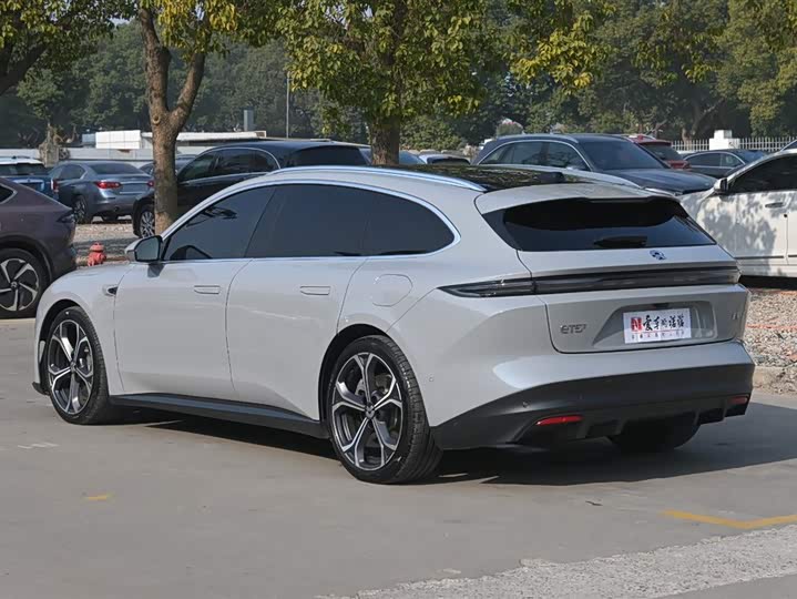 Фото 4 - Nio ET5T