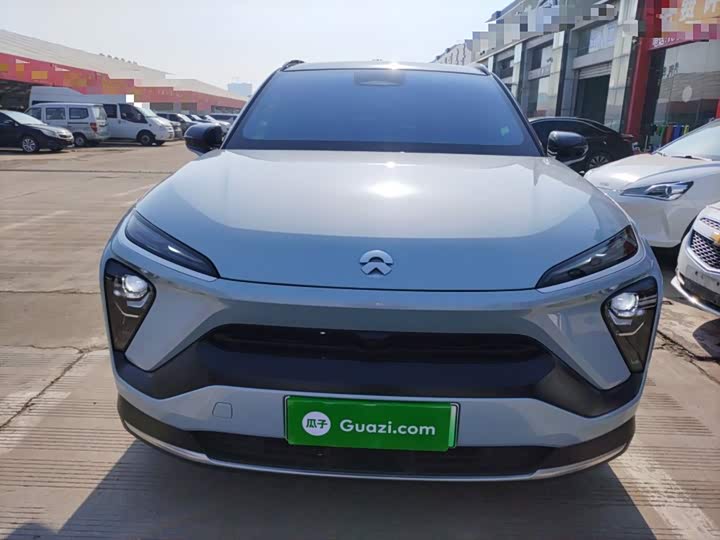 Фото 3 - Nio ES6