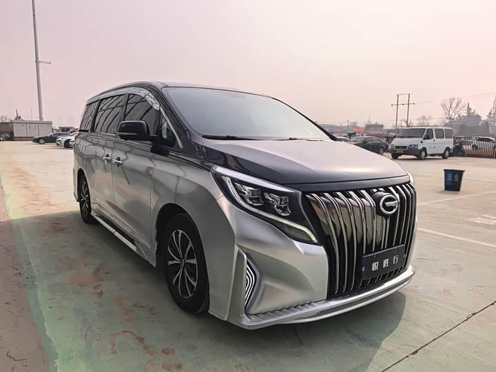 Фото 2 - GAC Trumpchi M8