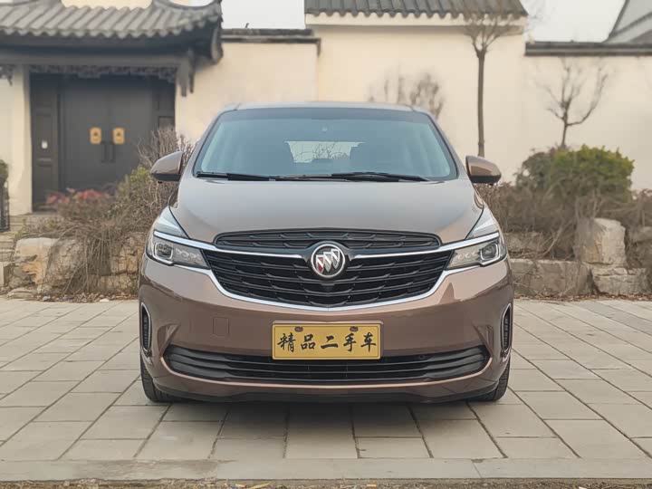 Фото 2 - Buick GL8 ES