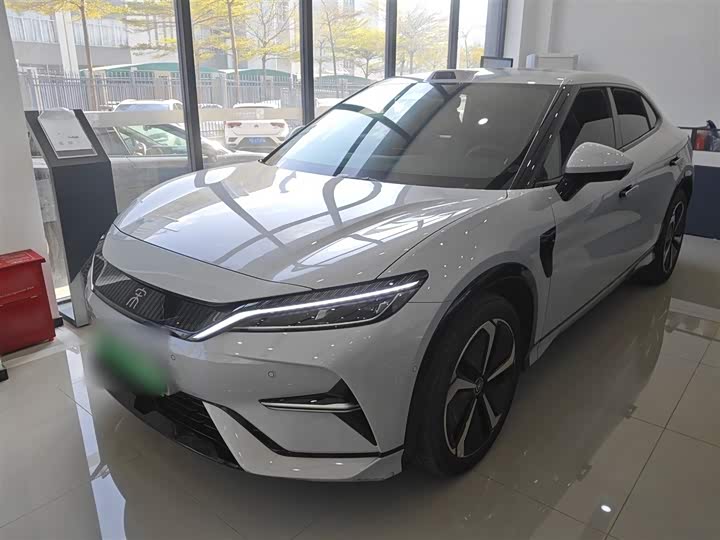 Фото 2 - BYD Song L