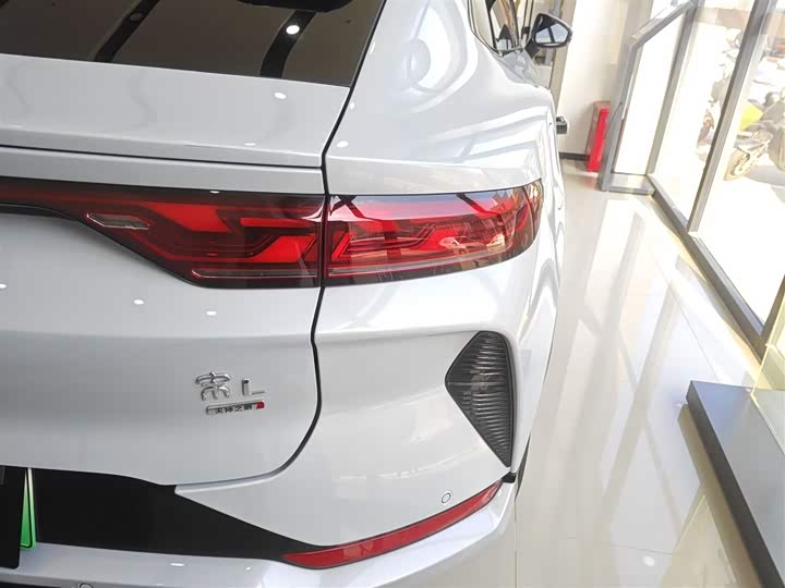 Фото 8 - BYD Song L