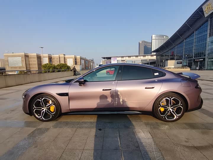 Фото 8 - Xiaomi SU7