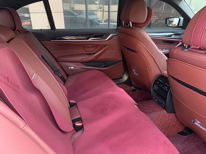 Фото 8 - BMW 5 Series