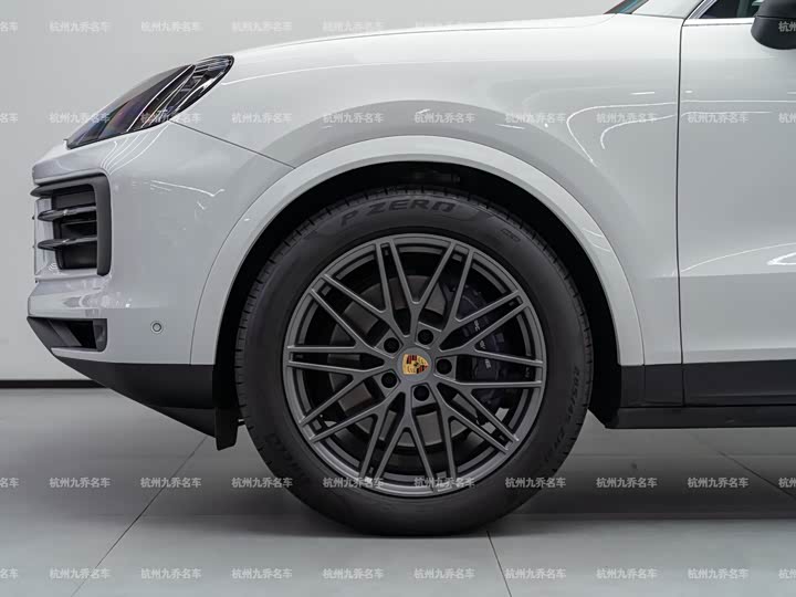 Фото 9 - Porsche Cayenne