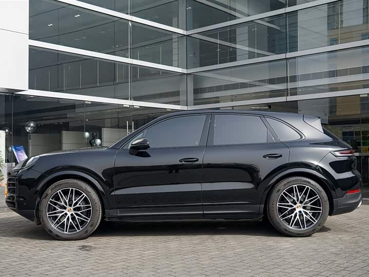 Фото 2 - Porsche Cayenne