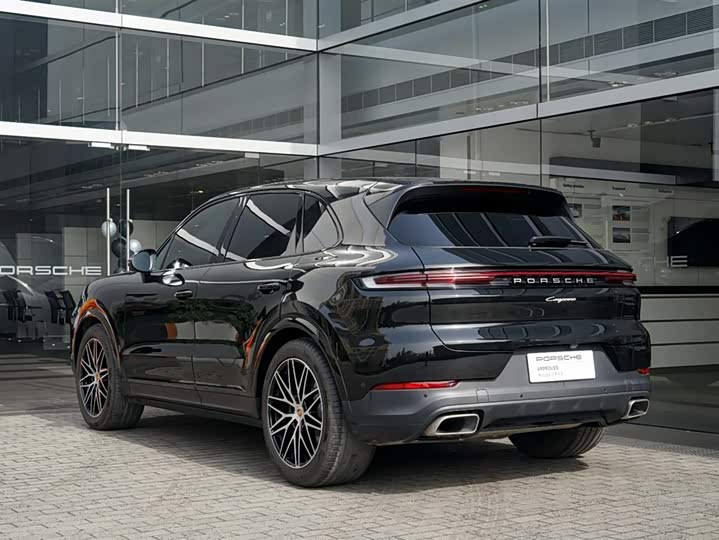 Фото 3 - Porsche Cayenne