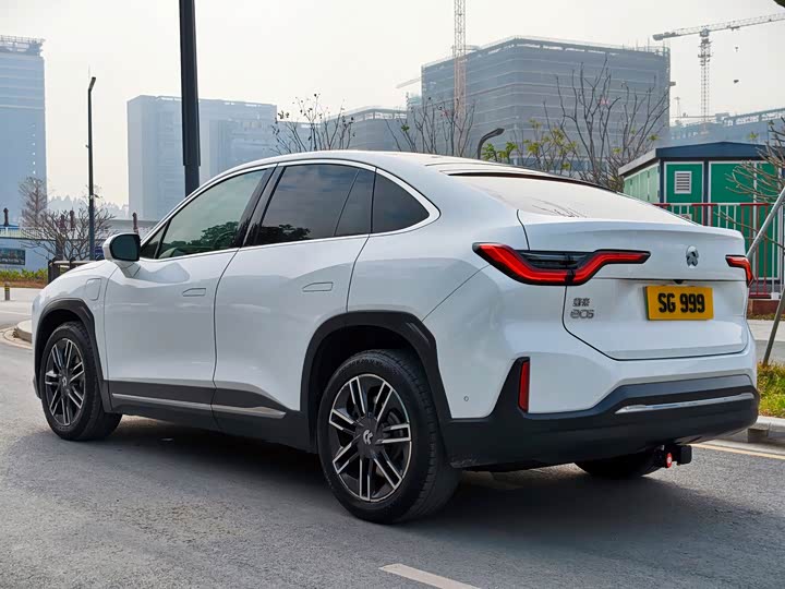 Фото 7 - Nio EC6