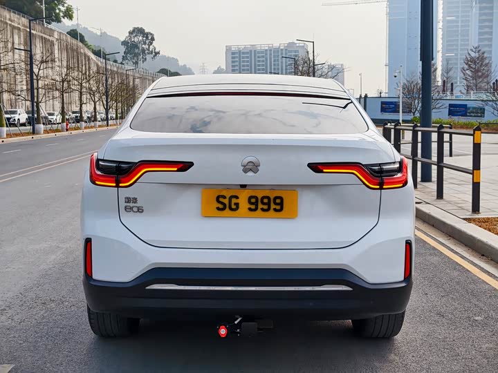 Фото 8 - Nio EC6