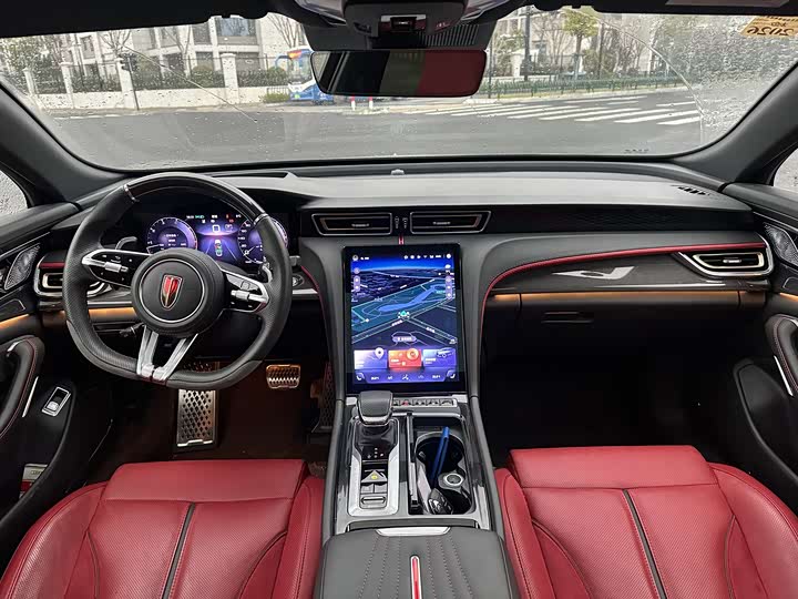 Фото 9 - Hongqi H6