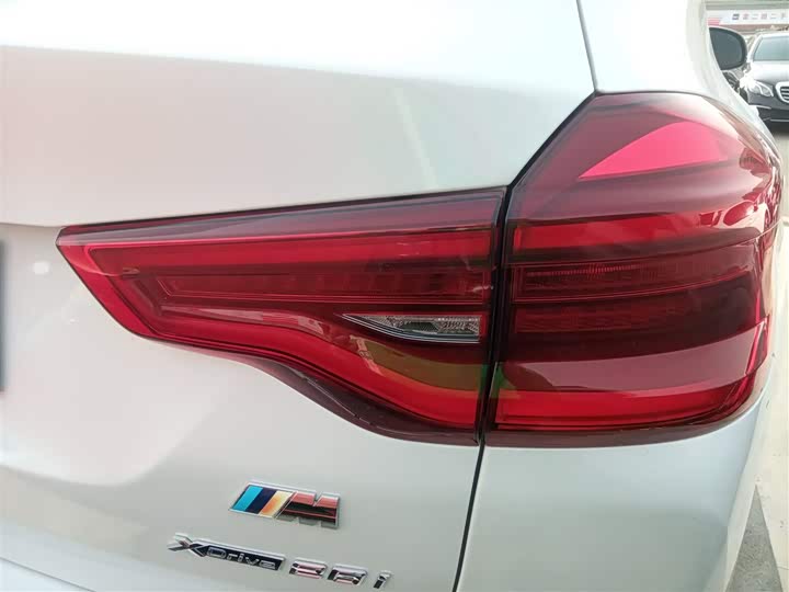Фото 8 - BMW X3