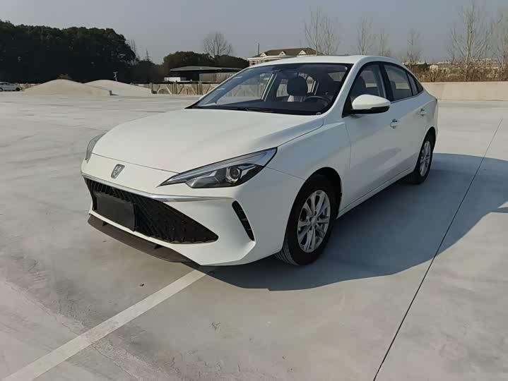 Фото 2 - Roewe i5