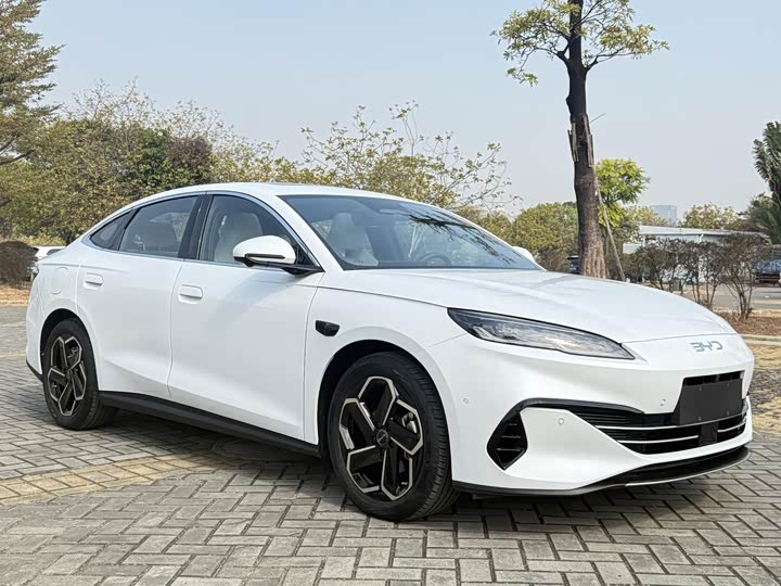 Фото 3 - BYD Seal 06 Hybrid/EV