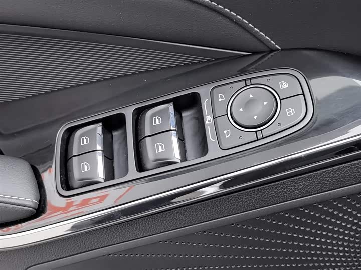 Фото 9 - Haval H6