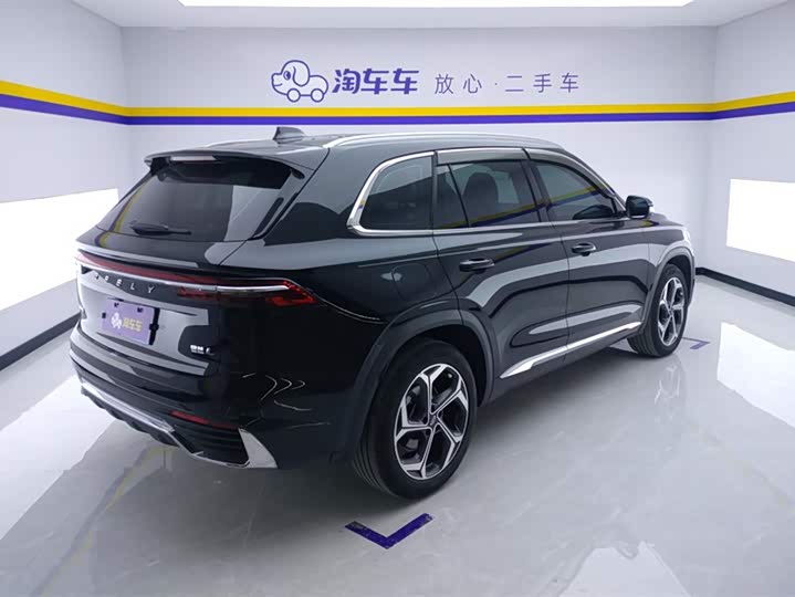 Фото 3 - Geely Monjaro