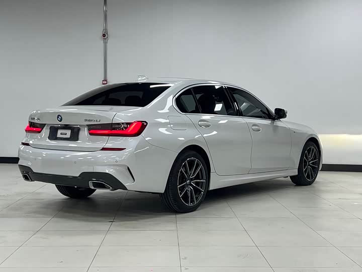 Фото 5 - BMW 3 Series