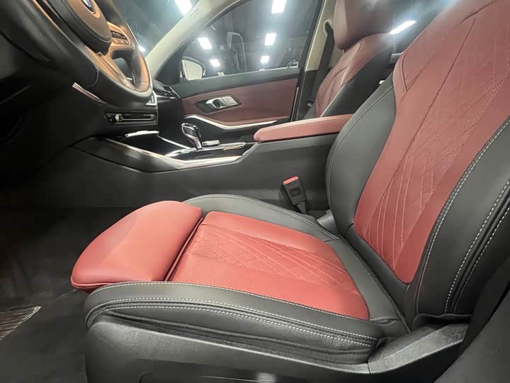 Фото 9 - BMW 3 Series