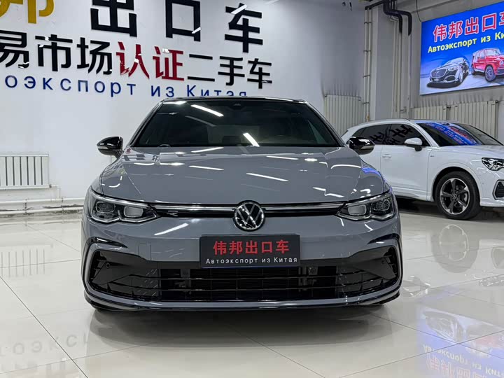 Фото 2 - Volkswagen Golf