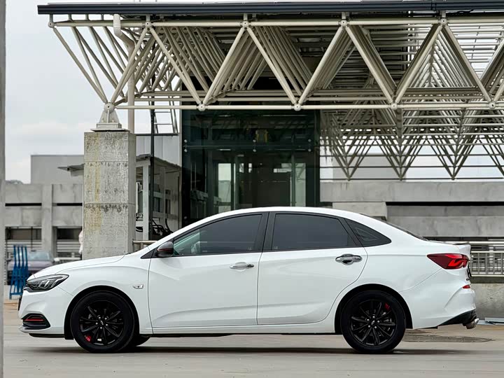 Фото 8 - Chevrolet Monza