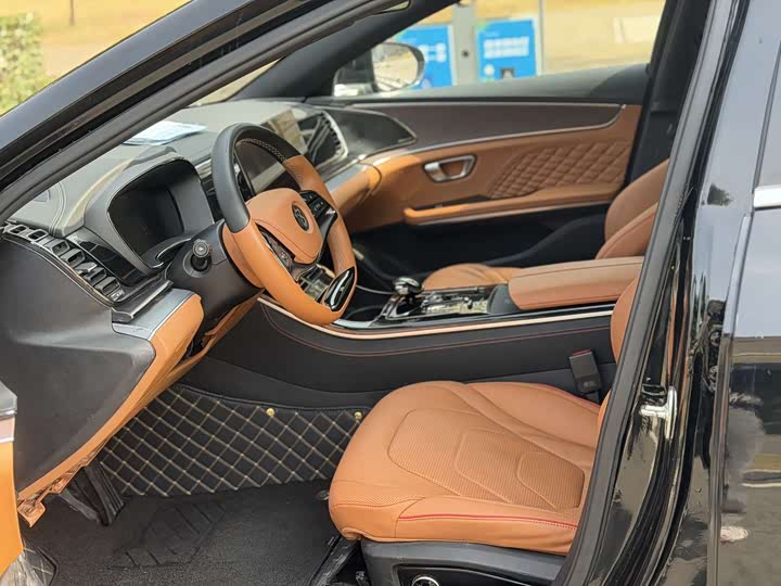 Фото 8 - BYD Han