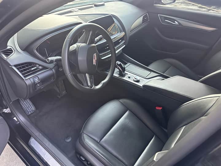 Фото 4 - Cadillac CT5